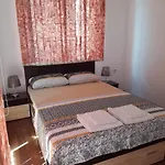 Nedelchevi Гостевой дом 3*