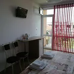 Nedelchevi Гостевой дом Приморско