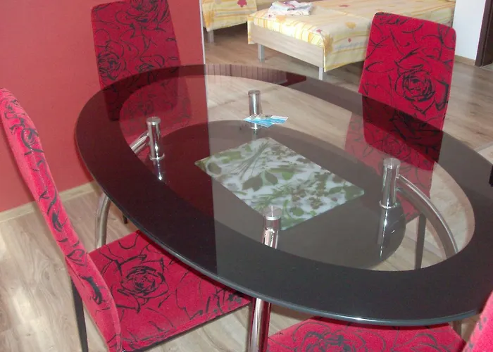 בית הארחה Nedelchevi