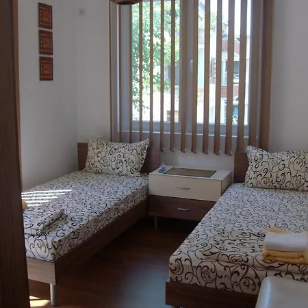 Nedelchevi بيت ضيافة