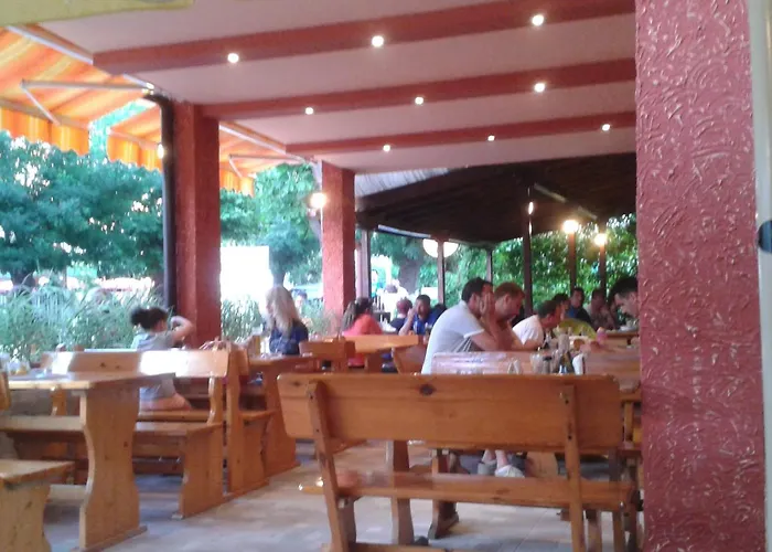 Nedelchevi Gasthof 3*